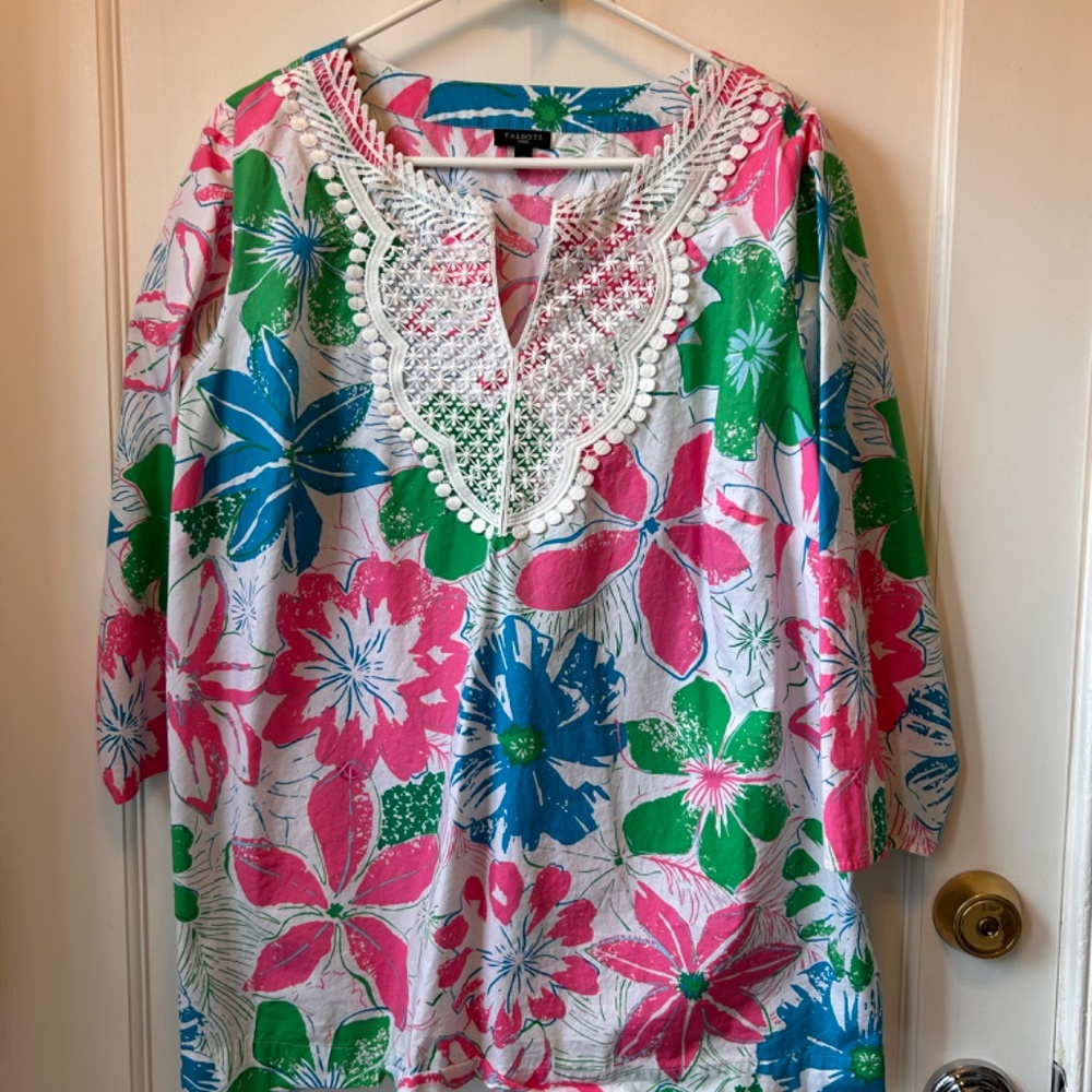 BRIGHT TALBOTS TUNIC (LOOKS LIKE A LILLY) 2X EMBROIDERY